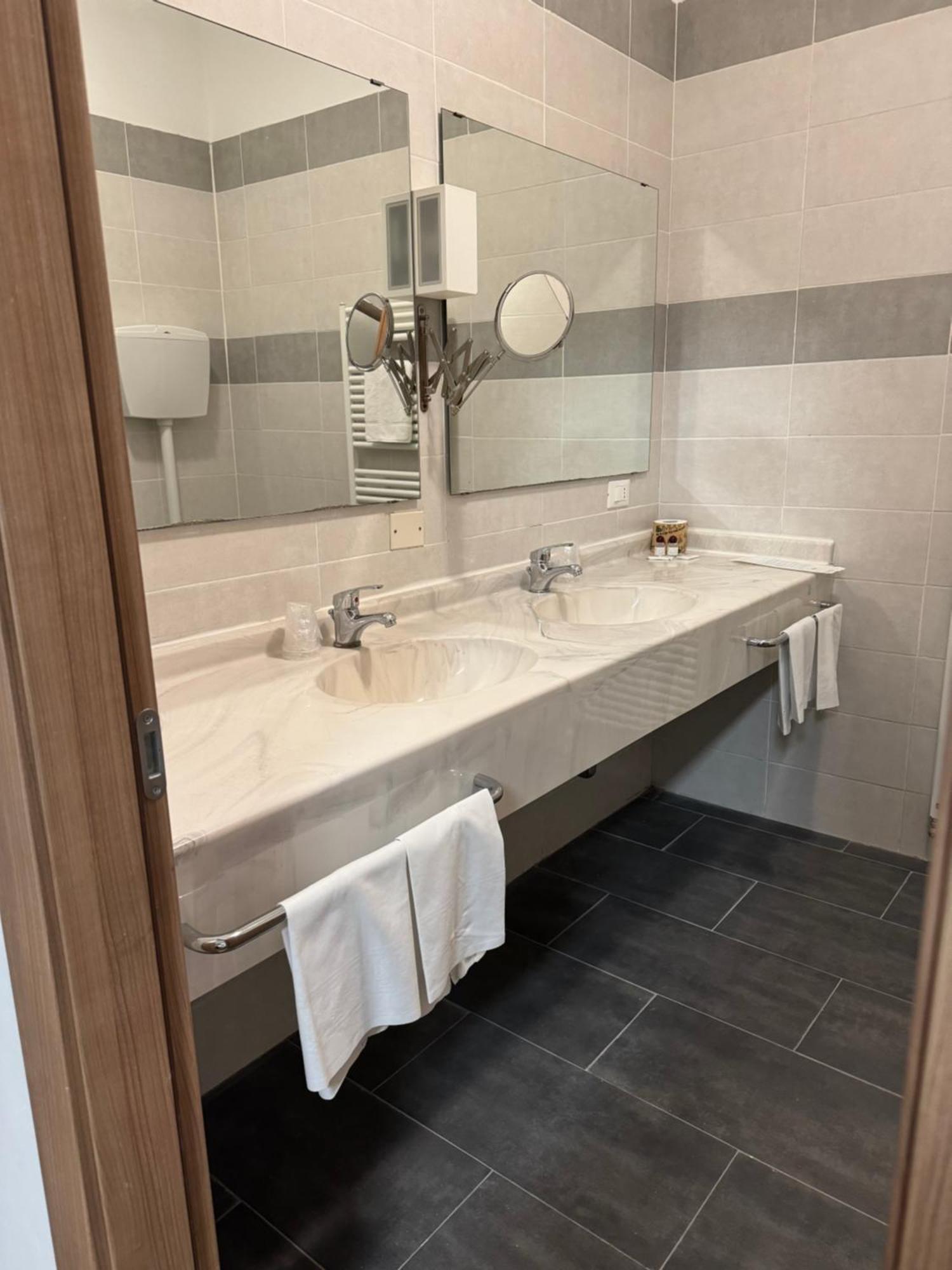 Hotel La Torre Formigine Εξωτερικό φωτογραφία